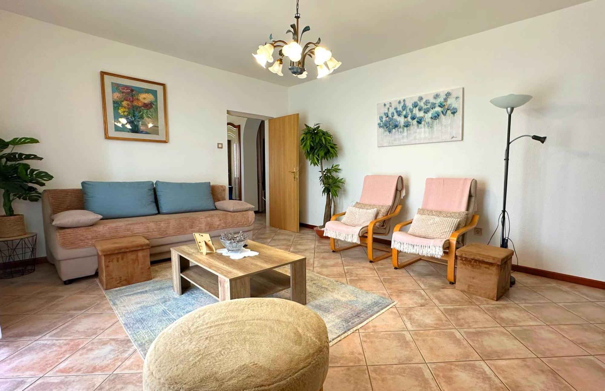 Apartment Ana Бртонигла Экстерьер фото